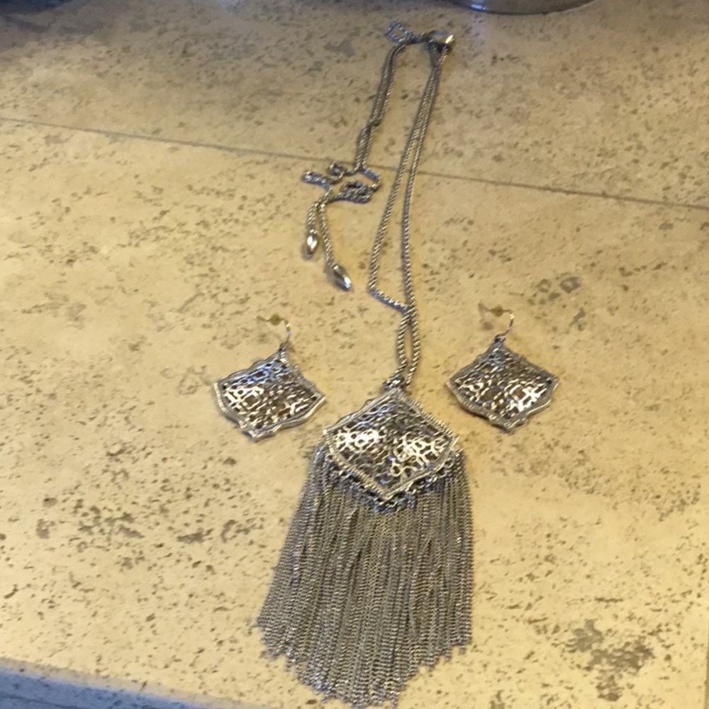 Necklace & earrings